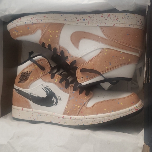 Air Jordan 1 Mid Brushstroke - Picture 7 of 9